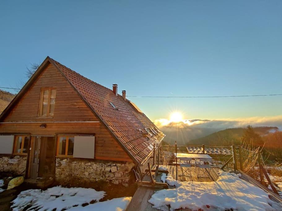 Un Coin De Montagne Apartamento Linthal Exterior foto